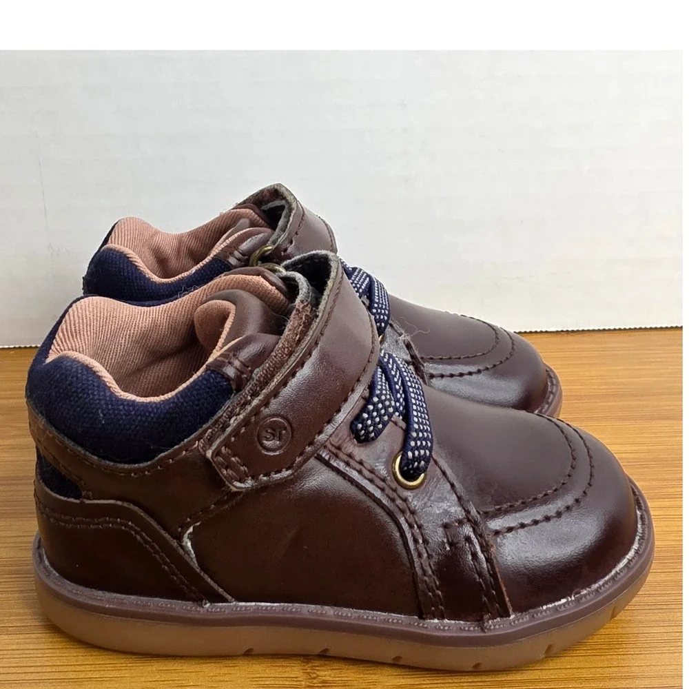 Stride Rite SRT Anders Boys Brown Leather Hook and Loop Shoes BB018501 Size 4M